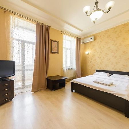 Centre 911 Flat Apartment Kyiv Exterior photo